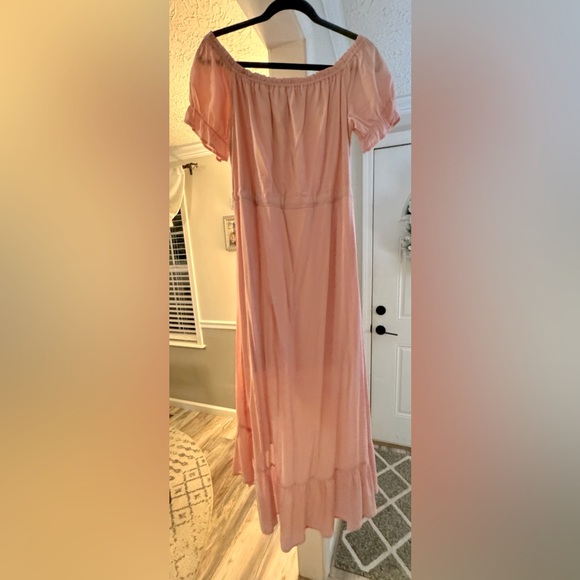 Off the shoulder Pink dress L - Picture 3 of 3